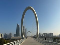 -南京眼步行桥