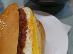 招牌咸牛肉芝士猪仔包-华嫂冰室(尖沙咀店)