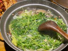 -吃饭皇帝大土家民族菜(正大广场店)