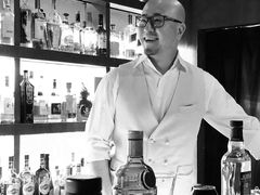 -格兰酒吧Glen Bar