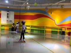 -阿布溜溜·轮滑(21世纪太阳城店)