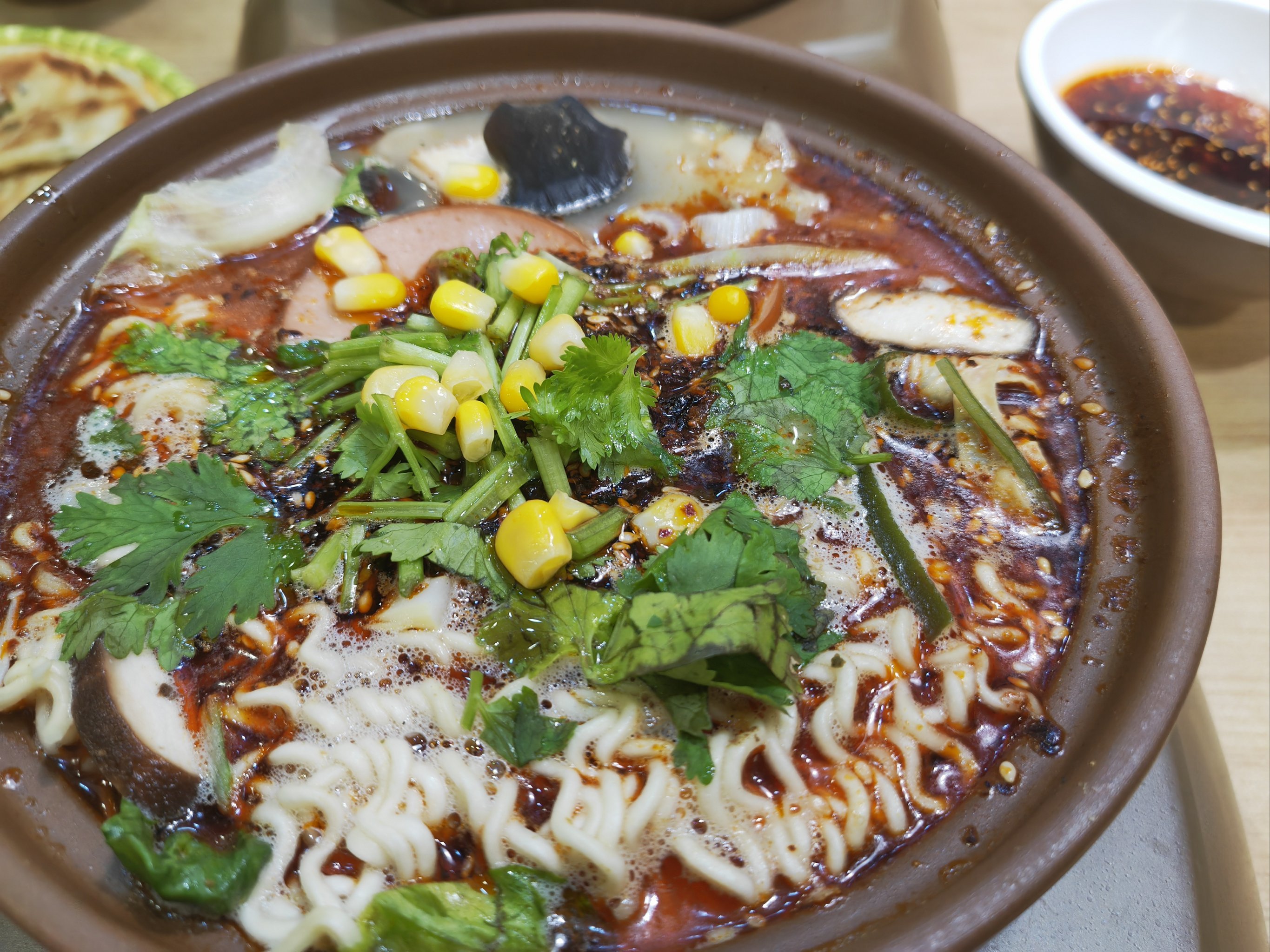 砂锅方便面,在砂锅里方便面不再是普通的速