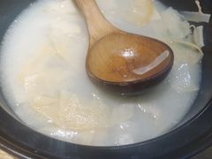 -九锅一堂酸菜鱼(万达广场店)