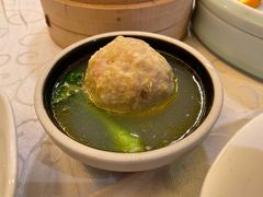 新镇江狮子头-新镇江酒家(南京西路店)