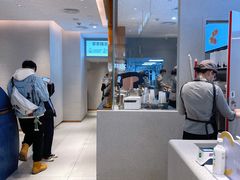 -喜茶(北京华贸购物中心店)