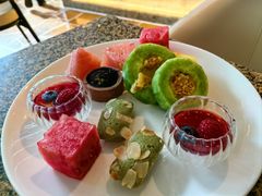 -怡咖啡海鲜自助餐厅(浦东香格里拉店)