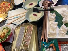 -王府井奥莱棋盘山小镇