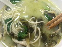 -明呈黄鱼面馆(斜土路店)