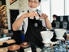 -星巴克臻选(湖滨道店)