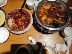 -隔壁老王·家常云南菜(花巷店)