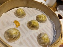 蟹粉小笼包-鼎泰丰(嘉年华•海信广场VILLAGE店)