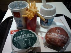 -麦当劳(牡丹江路店)
