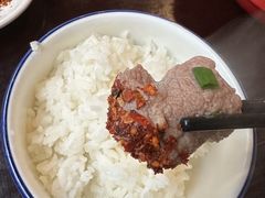 -大众跷脚牛肉馆·非遗传承单位(峨眉山店)