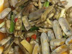 -覃记海鲜美食餐厅