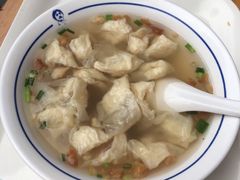 -汪一挑馄饨(老街店)