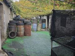 -东湖小天池真人CS彩弹野战基地