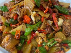 -鲁南仔·滕州炒鸡(经三路店)