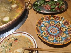 -洱火云南酸菜牛肉火锅(石景山当代商城店)