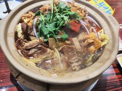 -沙胆彪炭炉牛杂煲(上海日月光广场店)