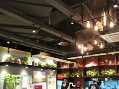 大堂-渝是乎川渝小炒(新世界百货望京店)