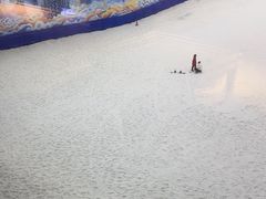 -乔波室内滑雪场