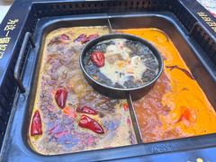 -老牌坊云南鱼豆花火锅(哈西万达店)