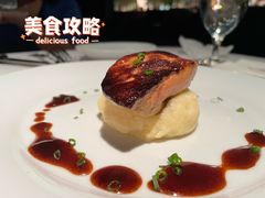 香煎鹅肝-茹丝葵经典牛排馆(上海外滩店)