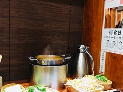-独食火锅·半米屋台(直营总店)