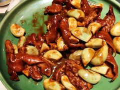 腊八蒜烧肥肠-情满四合院·小酒馆(后现代城店)