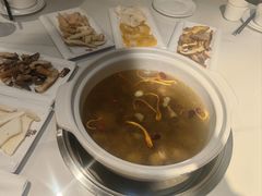 -芸南道·过桥米线(昆明老街旗舰店)