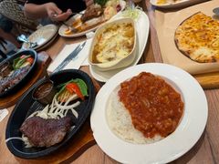 -玛格萝妮比萨屋(四平店)