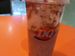 -DQ·蛋糕·冰淇淋(湖景东路店)