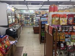 -全家便利店(莲花池东路店)