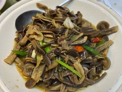 鹿茸菌菇炒香猪肉-来客家食府 · 福建客家菜(厦禾路店)