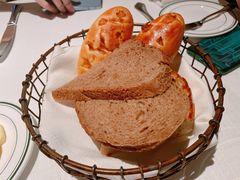 餐前包-Wolfgang’s Steakhouse 沃夫冈牛排馆(上海白玉兰广场店)