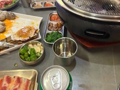 -围炉肉舍•炭烤活鳗•丹东海鲜烤肉(步行街店)