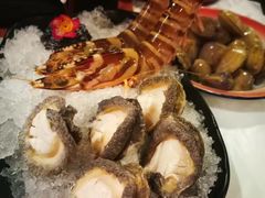 -鲜入围煮花胶鸡海鲜火锅