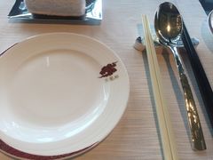 餐具摆设-天龙轩(香港丽思卡尔顿酒店)