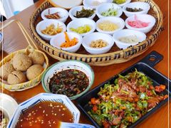 -包整·丝娃娃(一览甲秀楼风景店)