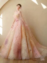 -洋洋婚纱品牌集合店
