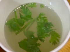 -两勺子一碗口水鸡拌面