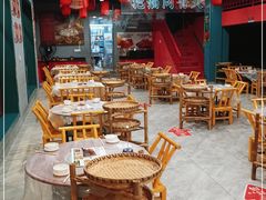 -李记社区家常菜馆(金秋千秋别墅花园店)