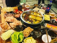 -邓莽子老火锅(中兴路总店)