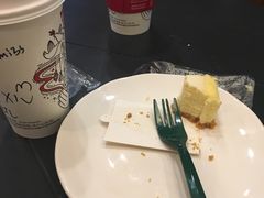 -星巴克(上海虹桥新天地二店)