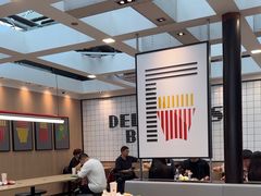 -麦当劳(深圳北站高铁店)