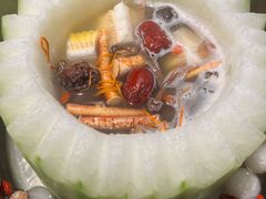 -得意咚瓜·顺德鱼生·冬瓜火锅(深圳首店)