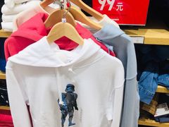 -优衣库(重庆星光时代广场店)