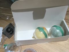 -蜜蜂小象·榴莲千层蛋糕(时代汇11栋店)