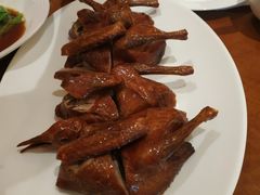 红烧乳鸽-杭州JW万豪酒店-万豪中餐厅