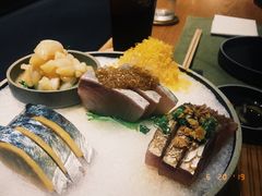 -RONIN Snack Bar
